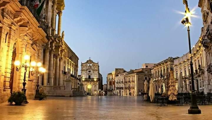 Ortigia Spartan House 1 Szirakúza Kültér fotó